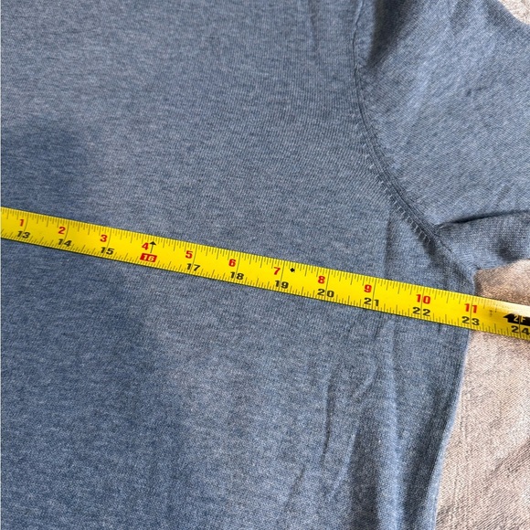 H&M Men's Heather Gray Crewneck Sweater - Picture 6 of 9